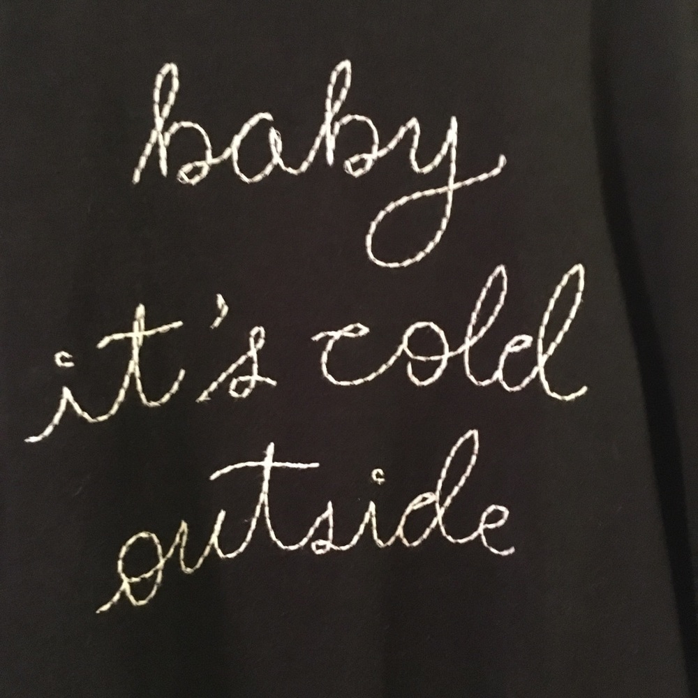 Plus size 3X sweatshirt baby it’s cold outside EUC